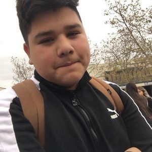 Meet your Posher, Adrian